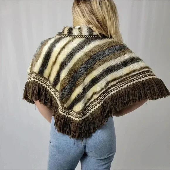 Vintage 70s Western Fur Fringe Poncho Bolero Fringe Collar / Shawl - Picture 2 of 11